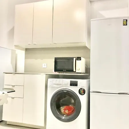 Frank's House & Happy Belem بيت ضيافة Lisboa