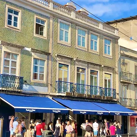 Frank's House & Happy Belem بيت ضيافة *