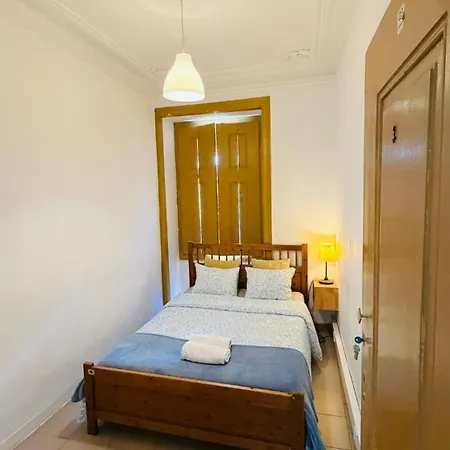 Frank's House & Happy Belem بيت ضيافة Lisboa