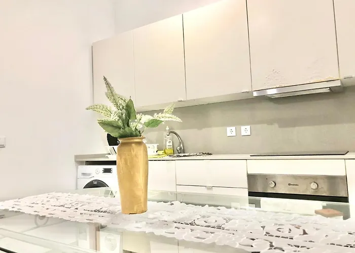 Guest house Frank's House & Happy Belem Lisbon