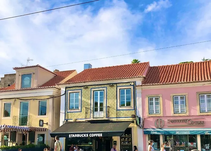 Frank's House & Happy Belem Guest house *