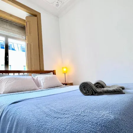 Гостьовий будинок Frank's House & Happy Belem Лісабон