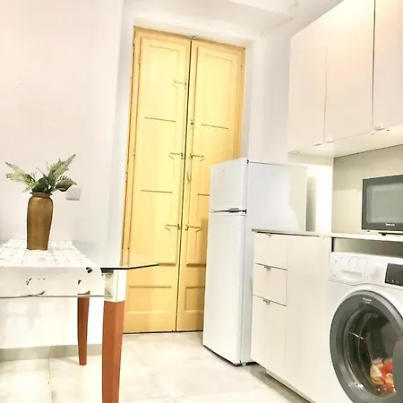 Frank's House & Happy Belem * Lisbon