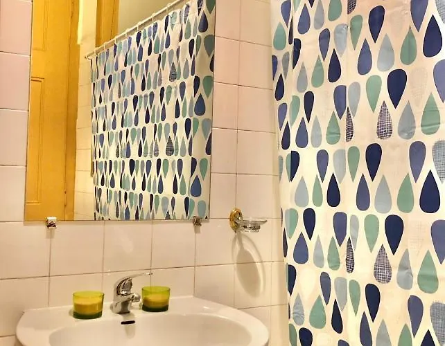 Frank's House & Happy Belem Penzion